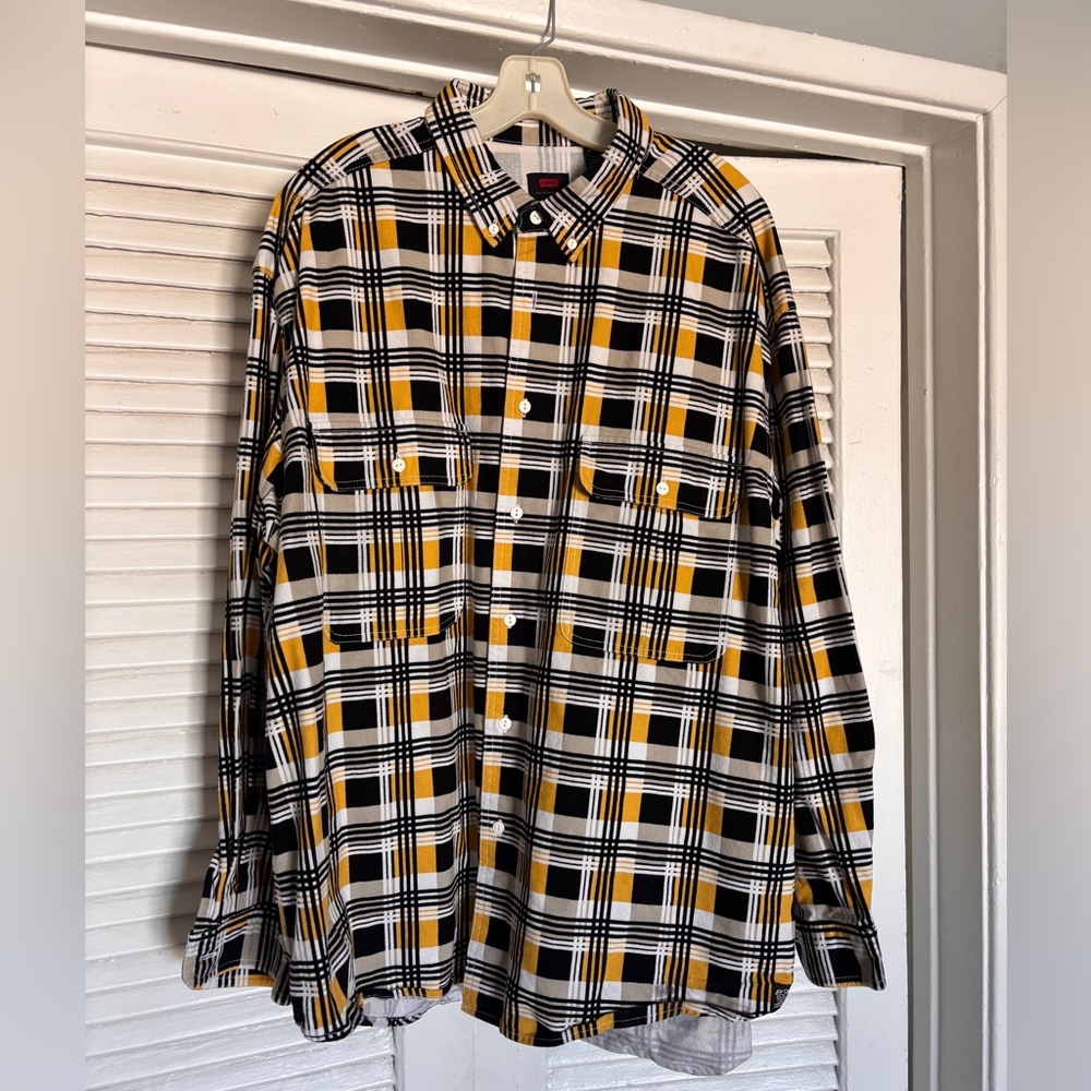 Levi’s Men's Black and Yellow Plaid Shirt